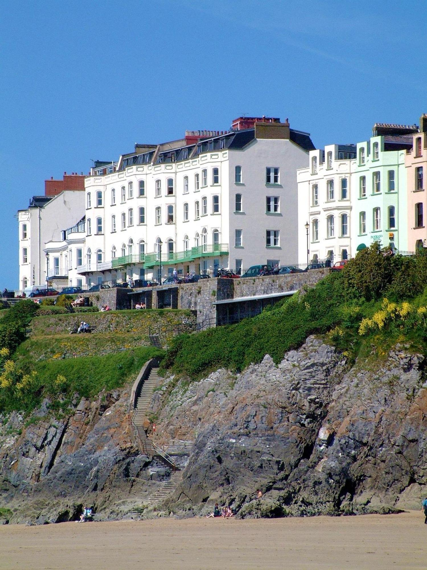 Clarence House Hotel Tenby Exterior photo