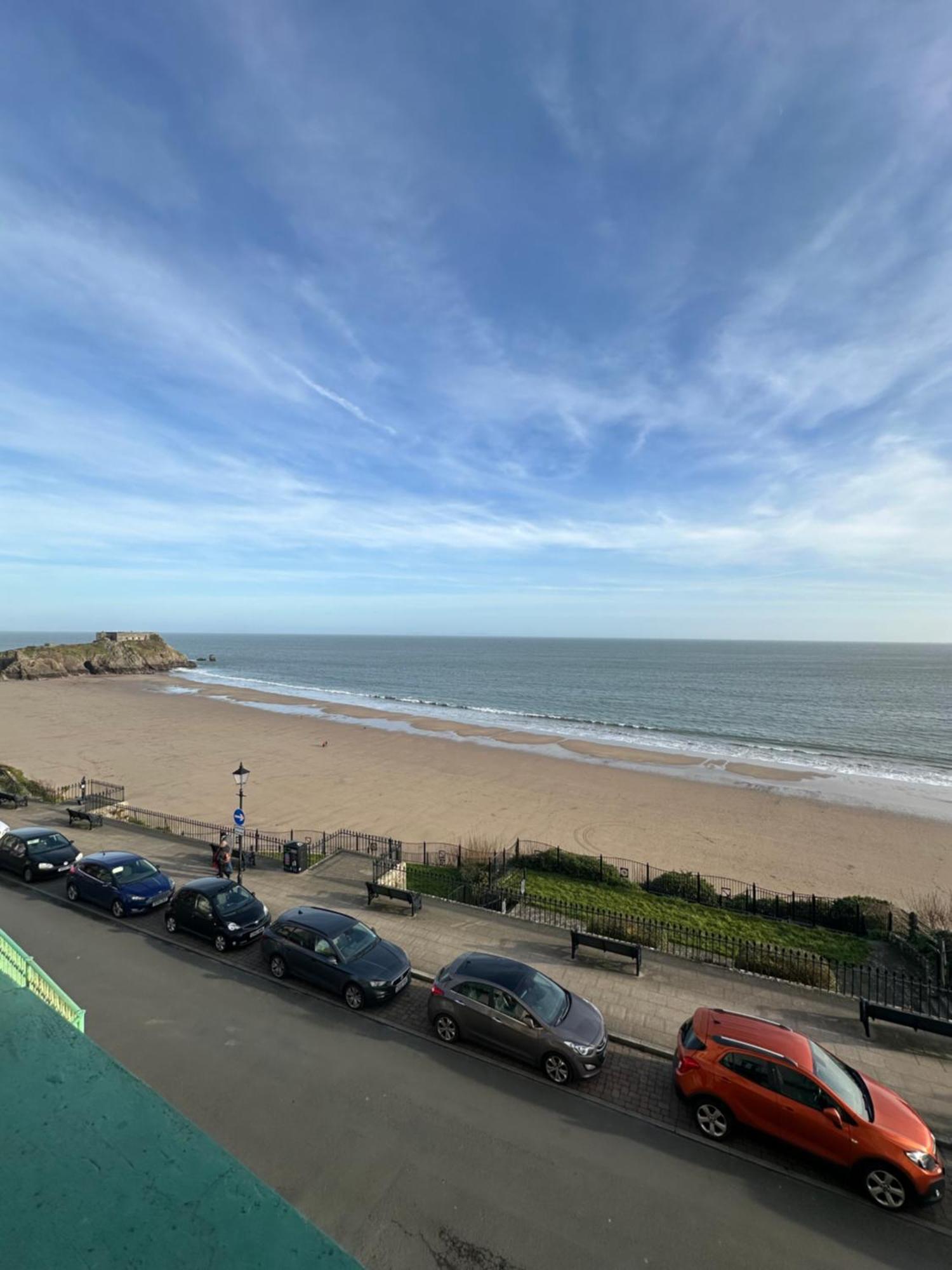 Clarence House Hotel Tenby Exterior photo