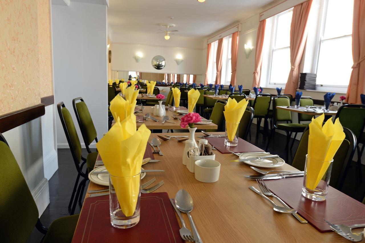 Clarence House Hotel Tenby Exterior photo